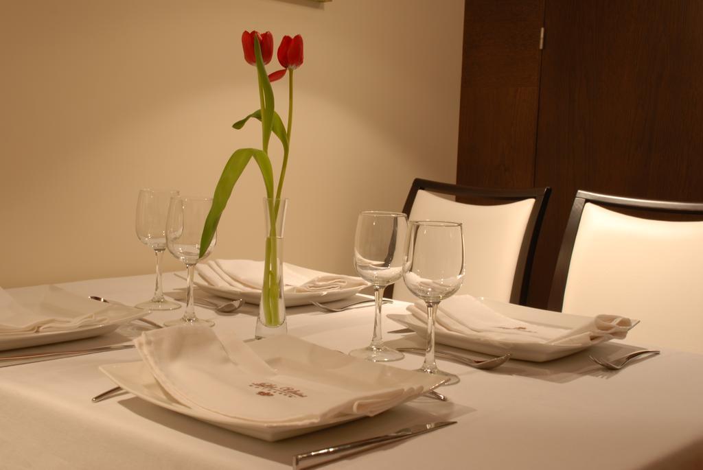 Hotel Los Usias Dos Torres Zewnętrze zdjęcie