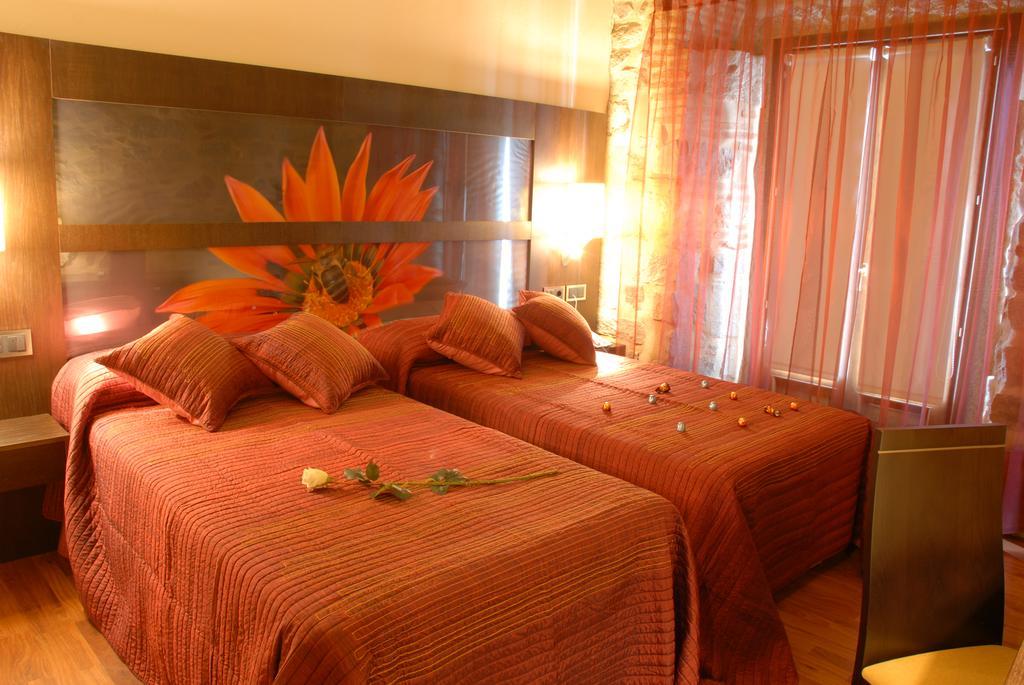 Hotel Los Usias Dos Torres Zewnętrze zdjęcie