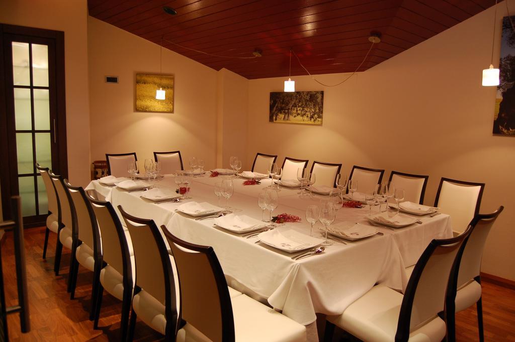Hotel Los Usias Dos Torres Zewnętrze zdjęcie