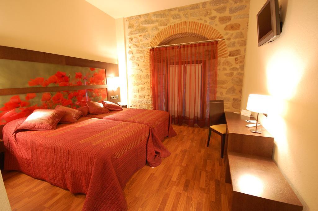 Hotel Los Usias Dos Torres Zewnętrze zdjęcie